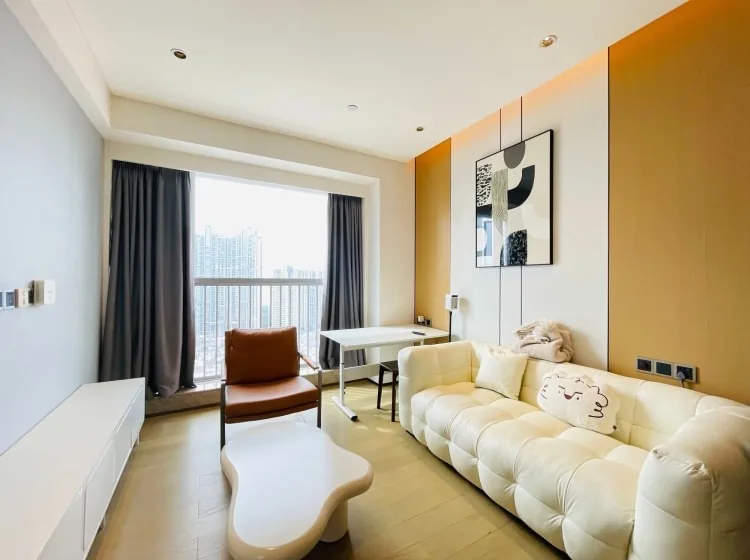 Brand new Futian 1 bedroom on top of shopping mall  — main photo