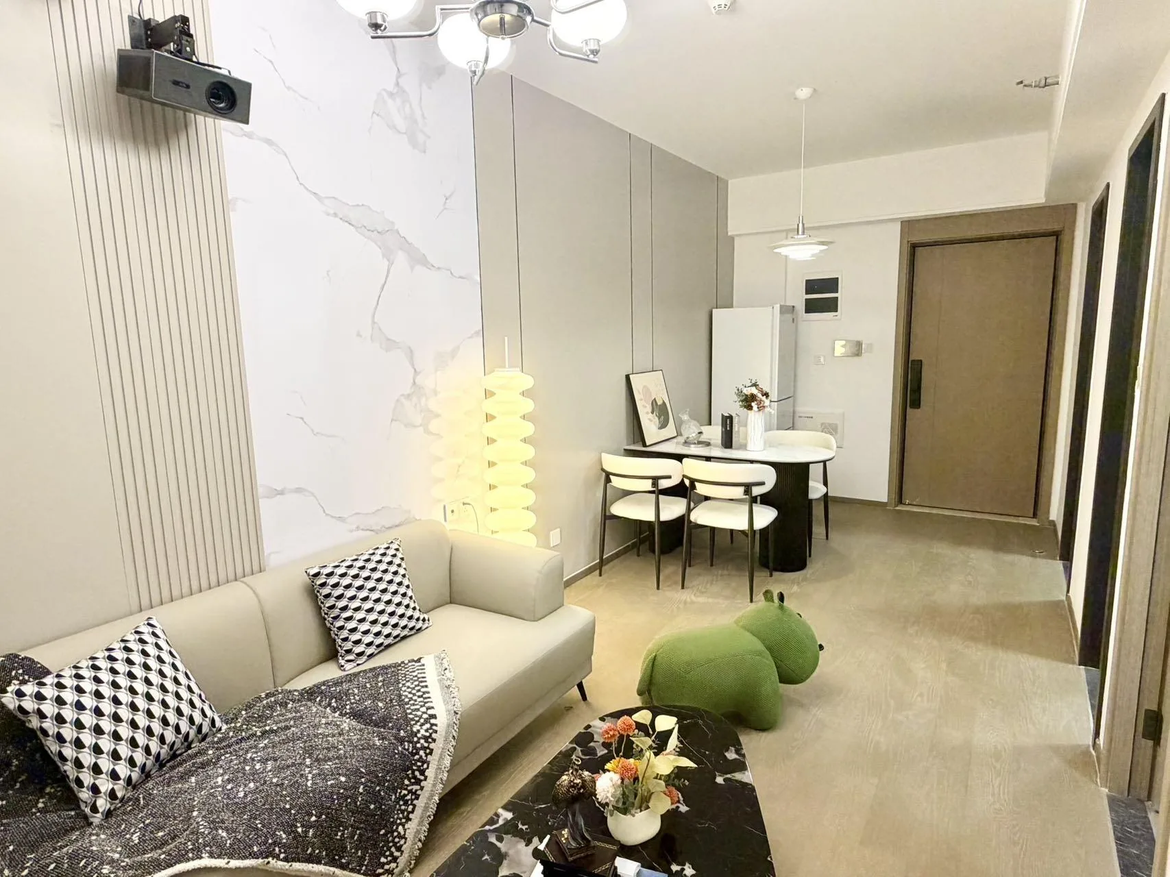 Photo 4 of Chic Renovated 1 Bed 1 Living at Zhongzhou Binhai Huafu Phase 3 Property Details