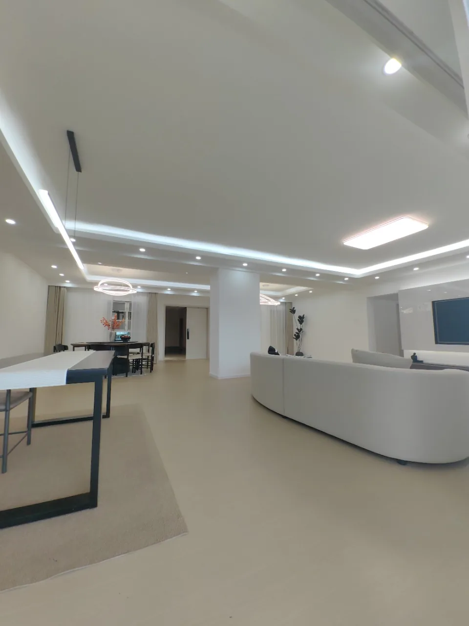 East Ocean Garden Phase Ⅰ | Xiangmi Lake, Futian 299㎡ | 5 Bedrooms, 2 En-suites Monthly Rent: 43,000 CNY — main photo