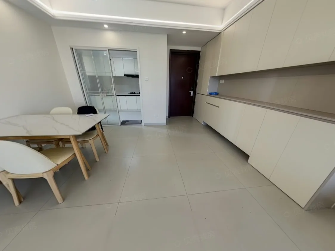 Photo 2 of Brand new Futian 3 bedrooms, spacious for 17000 rmb