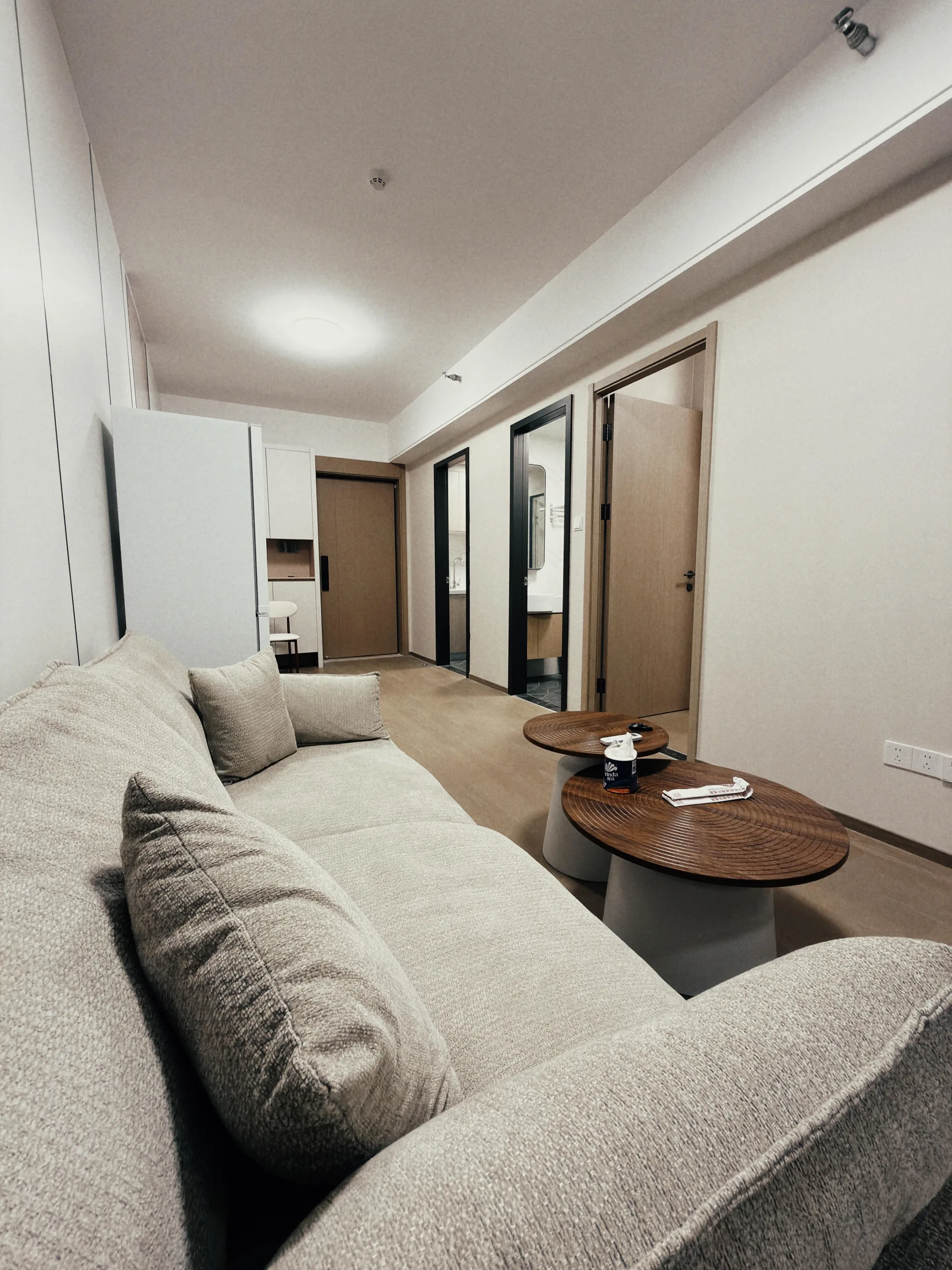 Bright 1 Bed 1 Living Apartment at Zhongzhou Bay, Shangsha Futian Property Details — main photo