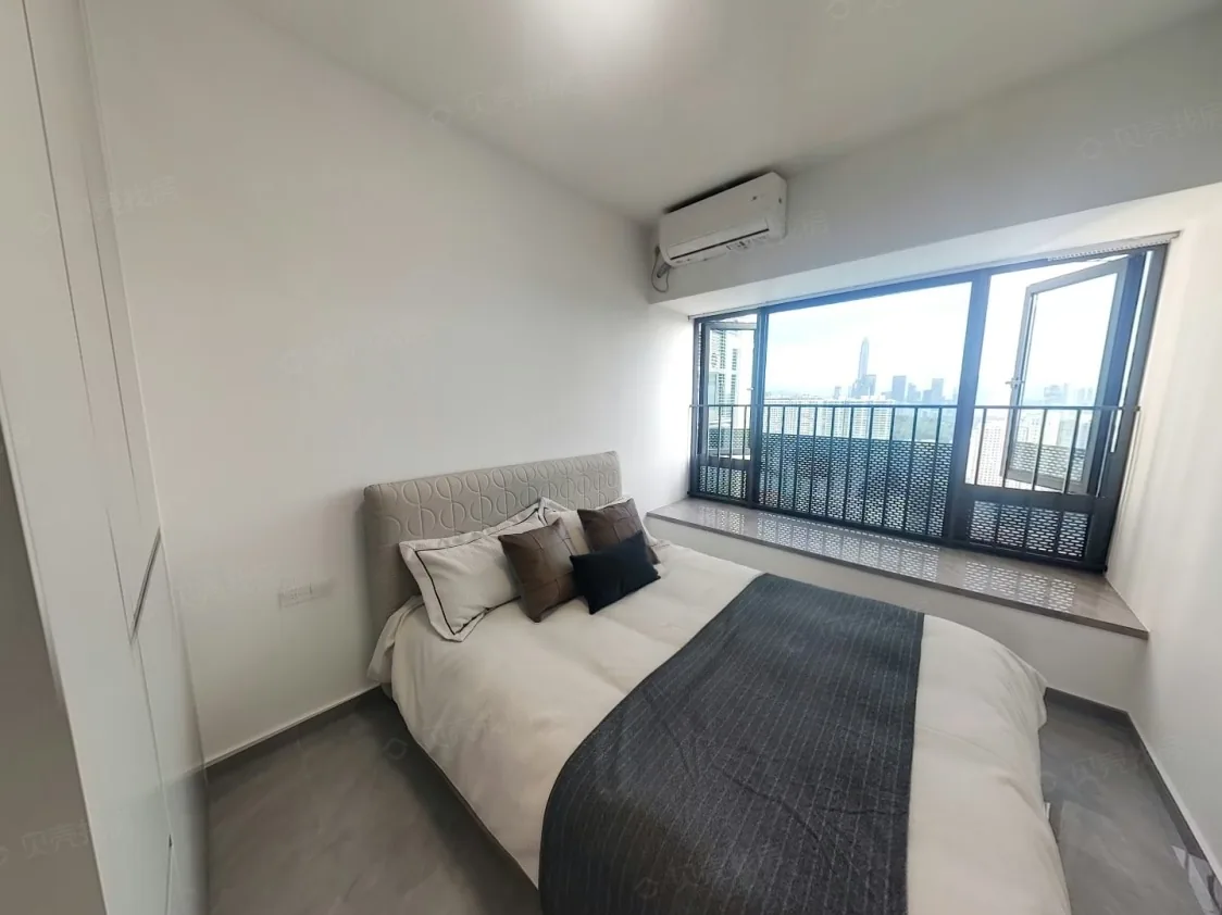 Photo 4 of Modern and new 3 bedrooms, 115 sqm, 13500 rmb, near Futian Civic Center