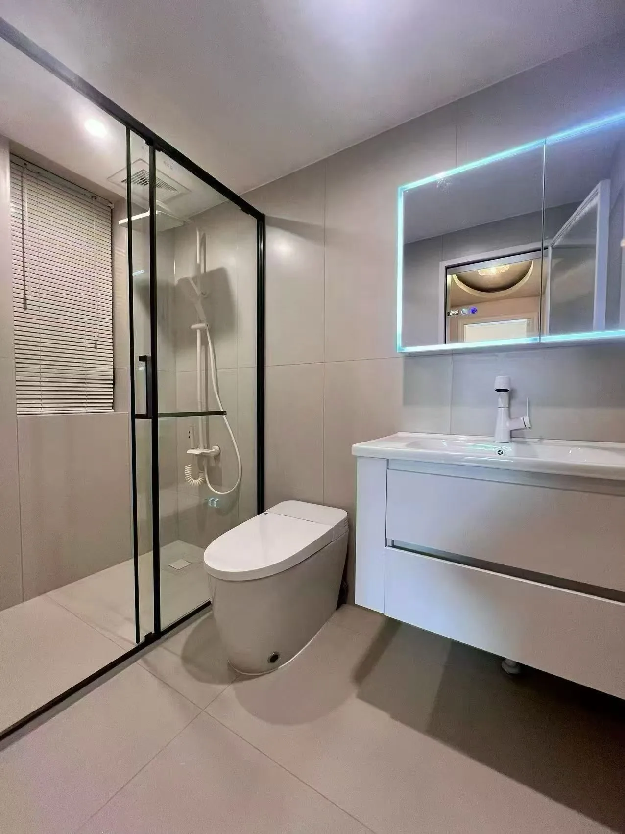 Photo 4 of Gorgeous 2 bedrooms, rent 12000 rmb, One Avenue (Futian)