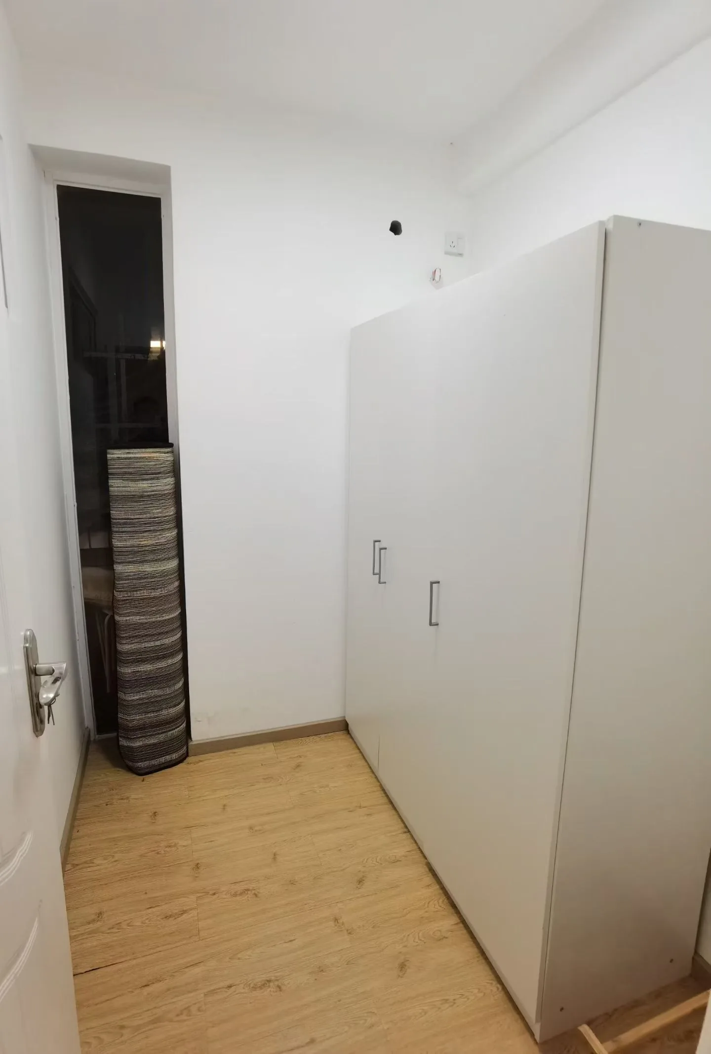 Photo 2 of Futian checkpoint beautiful 2 bedrooms for 6500
