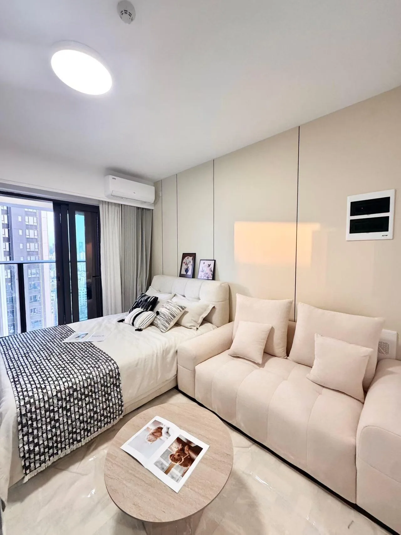 Photo 2 of Bright Studio at Zhongzhou Bay Phase 3 Property Details