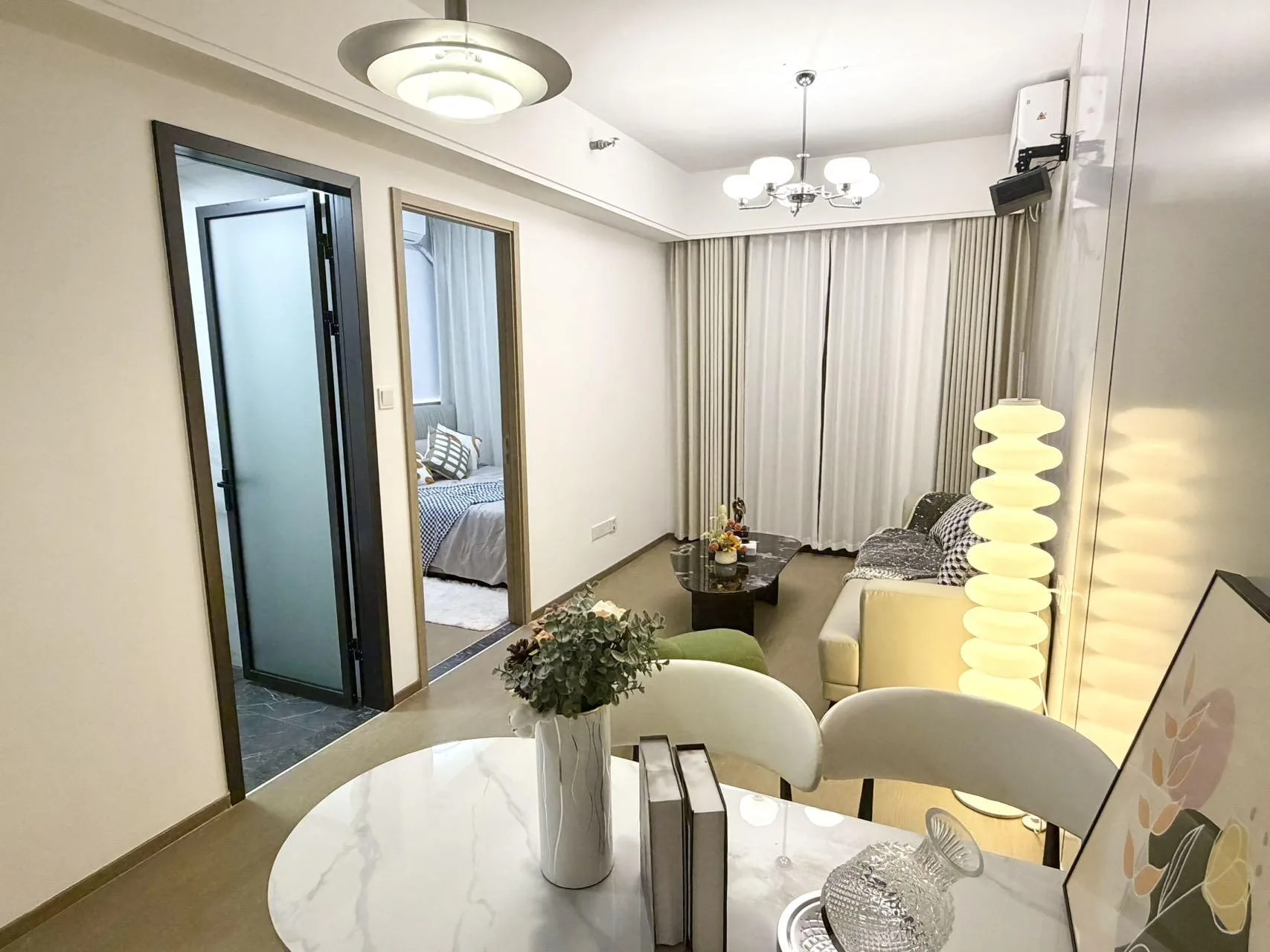 Photo 3 of Chic Renovated 1 Bed 1 Living at Zhongzhou Binhai Huafu Phase 3 Property Details
