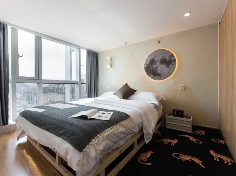 Photo 5 of Expansive Modern 3‑Bedroom | WESU Service Apartment Bagualing, Futian District 92sqm