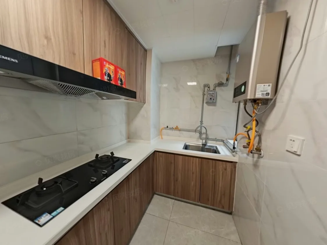 Photo 5 of Great Value! Cozy 65sqm 2-Bed 1-Bath | Futian Gangxia Hui