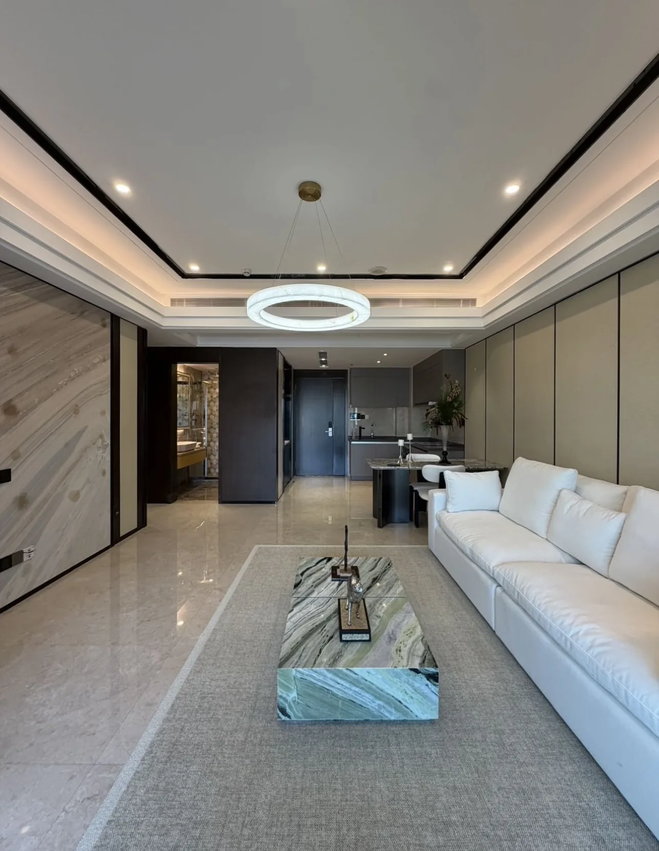 Photo 3 of 98sqm 2BR Premium Rental | Baoneng Residence, Futian Shenzhen | CNY17k/month