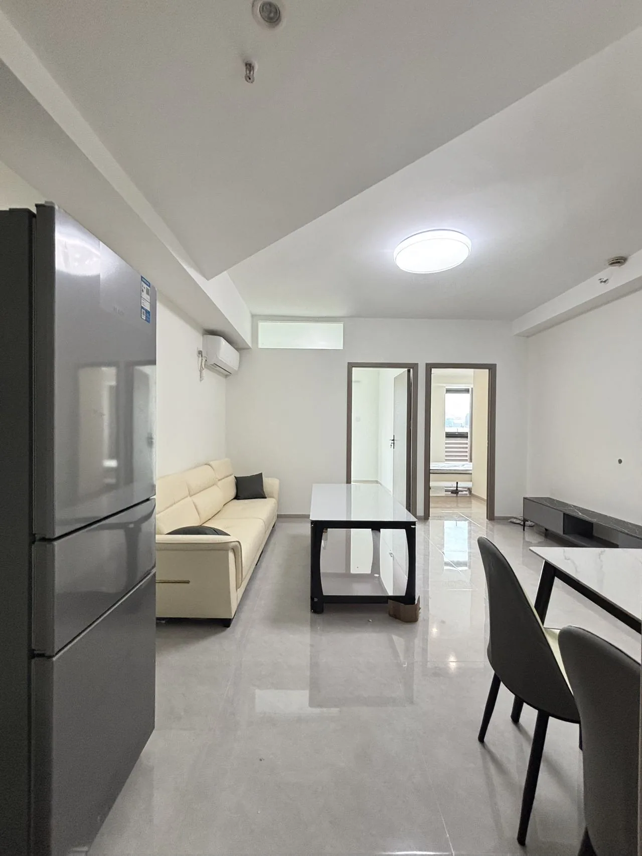 Photo 2 of Clean and nice Futian Cocopark / Exhibition center  2 bedroom apartment 