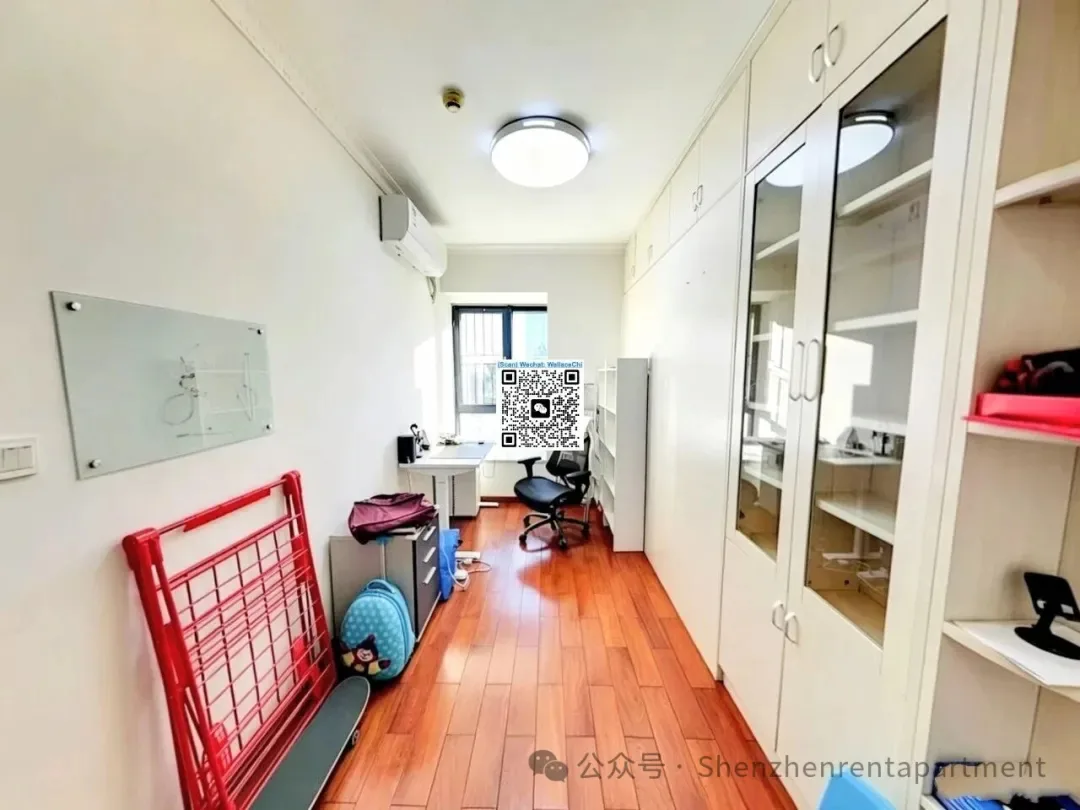 Photo 5 of The Peninsula 2 | 178㎡ 4BR 3BA | Low floor | Furnished | ¥15,000/Mth