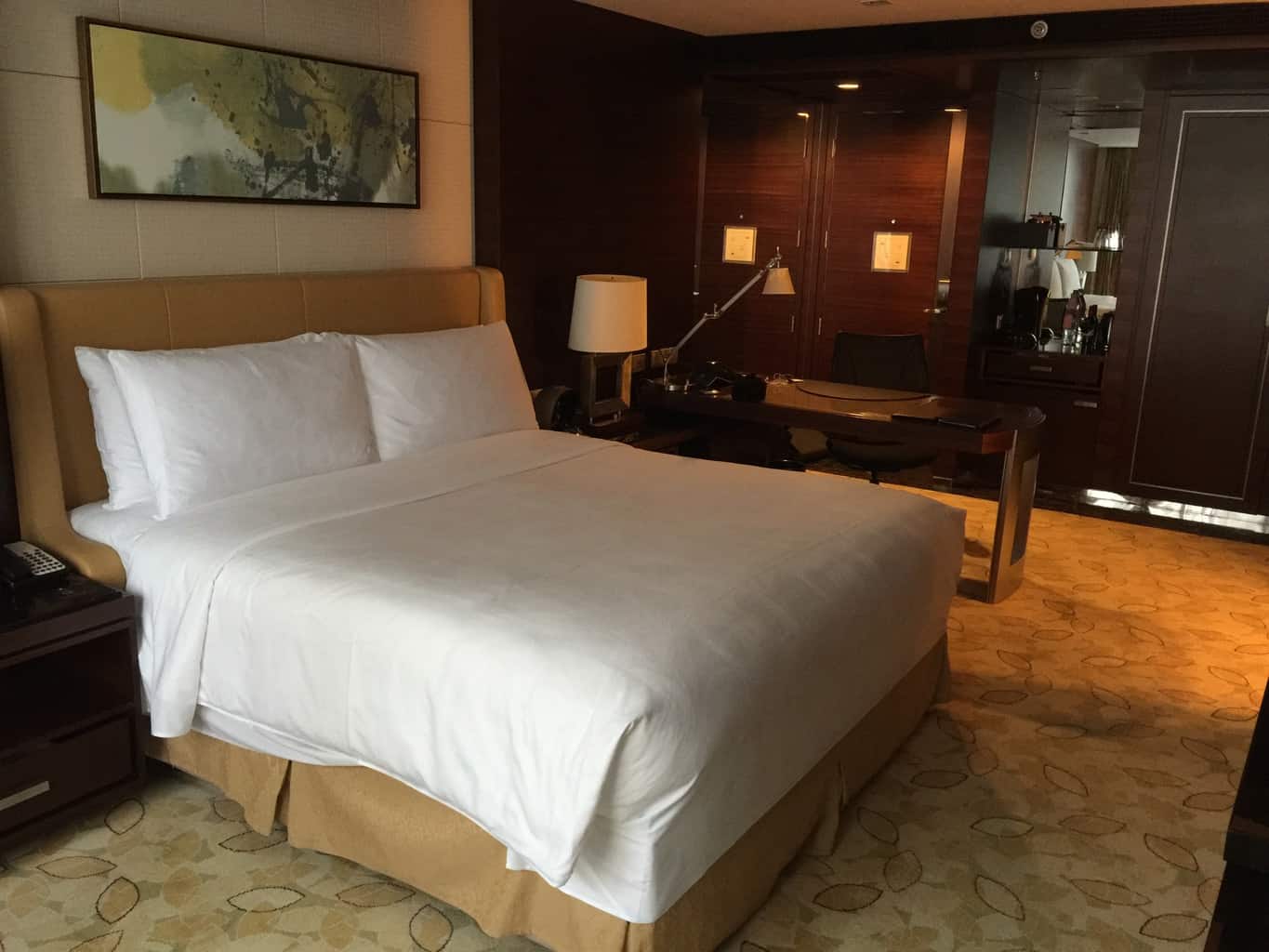 Checking into the Shenzhen JW Marriott Hotel Futian