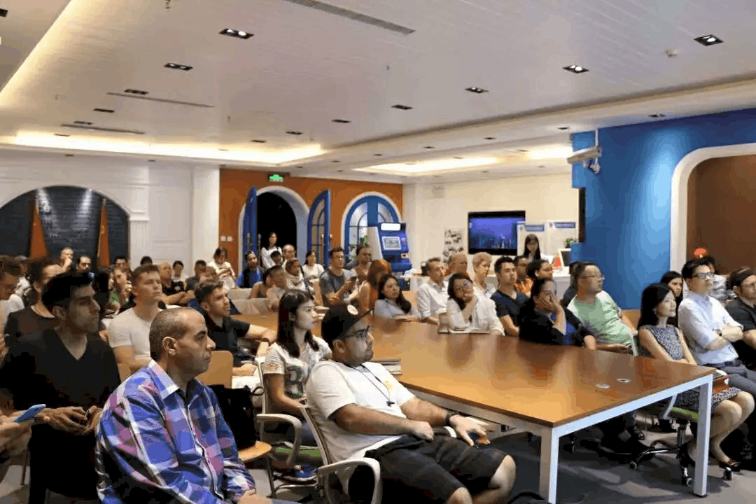 Chinese “Green Card” Seminar Held Successfully