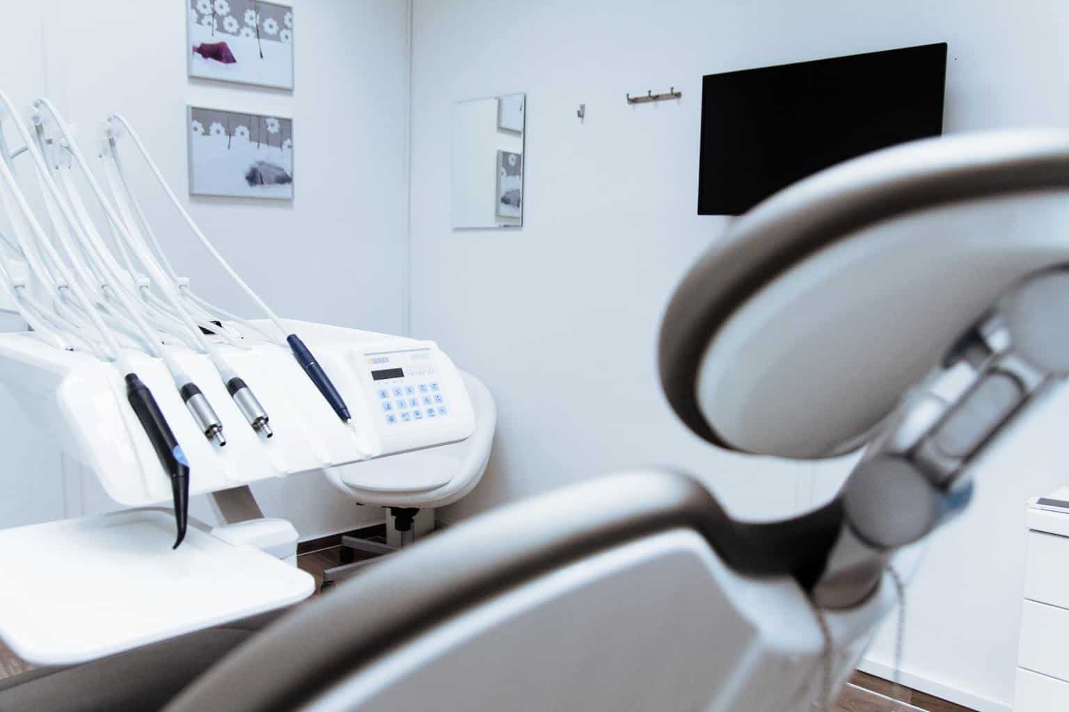 What is it like going to the Dentist in Shenzhen?