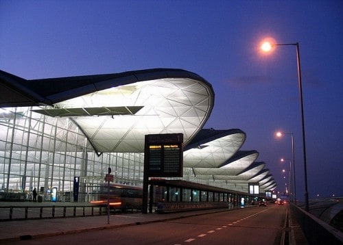 How to travel from HKG airport to Shekou