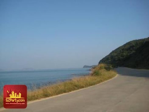 Yangmeikeng Beach (Blackberry Hallow)