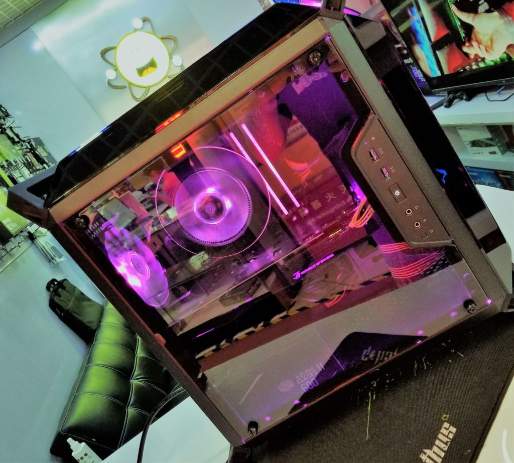 MyEinn’s Build of the Week: Mother's VR Escape