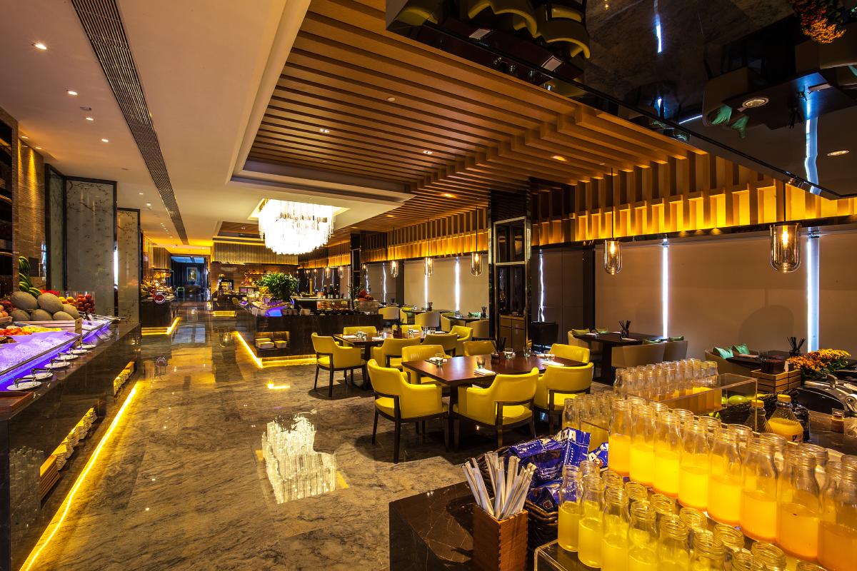 Grand Kitchen Buffet Restaurant (Wyndham Grand)