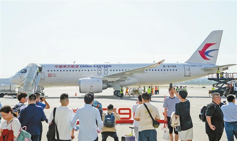 China's C919 Goes into Commercial Service