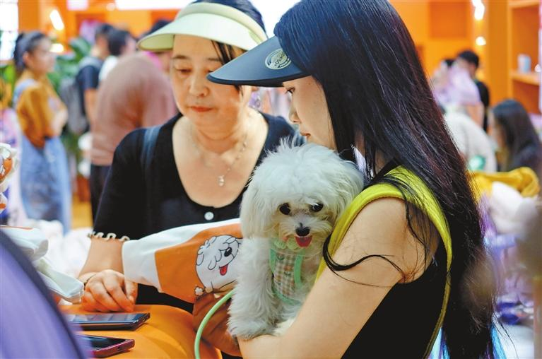 Annual Shenzhen Pet Fair at Futian Convention Center Ends Tomorrow
