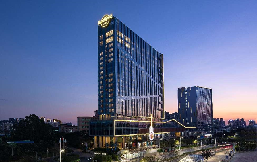 Celebrate the Spring Festival with the Hard Rock Hoteland have fun!