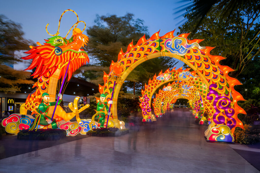 The Mid-Autumn Festival, or Zhongqiu Jie (中秋节)