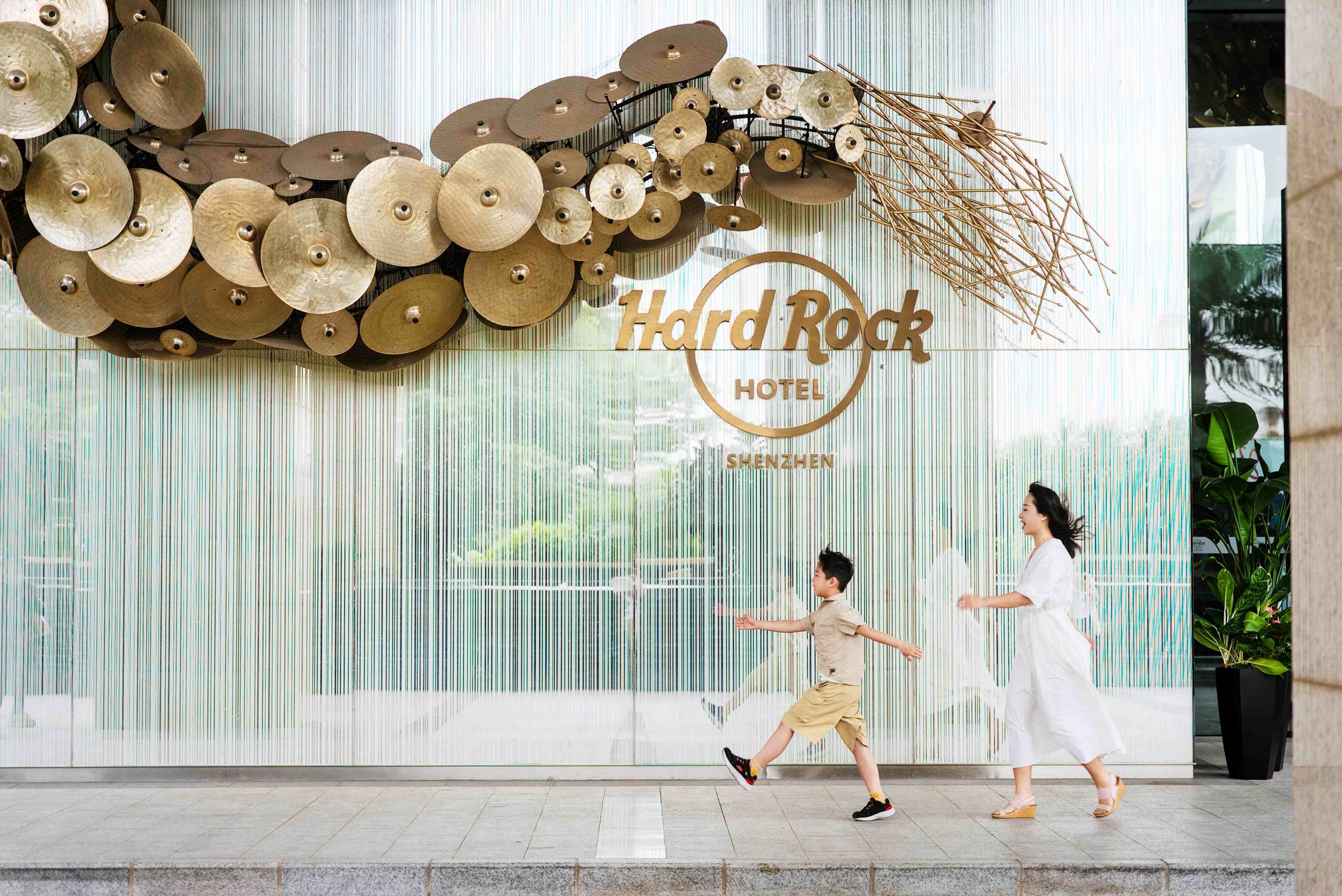 Turn Up the Volume in Shenzhen: Hard Rock Cafe Delivers the Full Experience